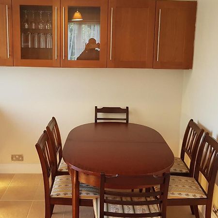 Elegant And Spacious 2 Bedroom Barnet Exterior foto